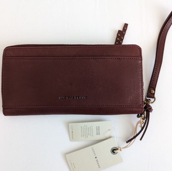 NEW Lucky Brand Leather Wallet - Picture 1 of 5